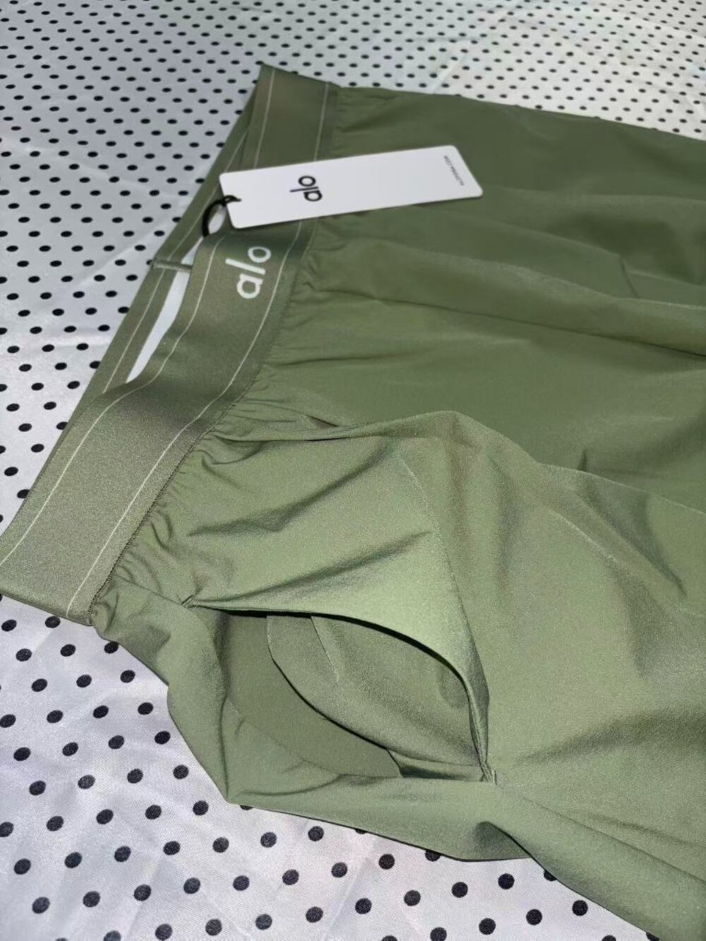 Alo Yoga Dune Grass💚Suit Up Trouser Regular Loose Fit Minimalist and Versatile - Picture 6 of 10